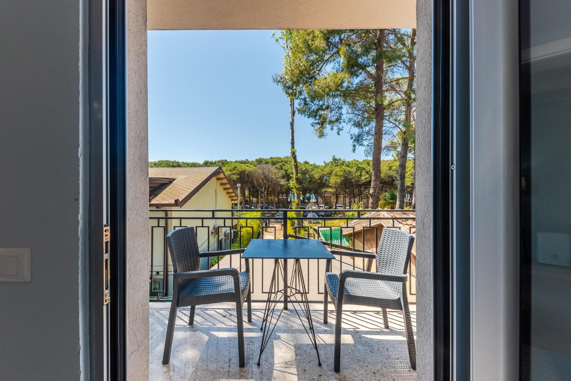Beni'S Villa Apartments By Ps Golem  Dış mekan fotoğraf