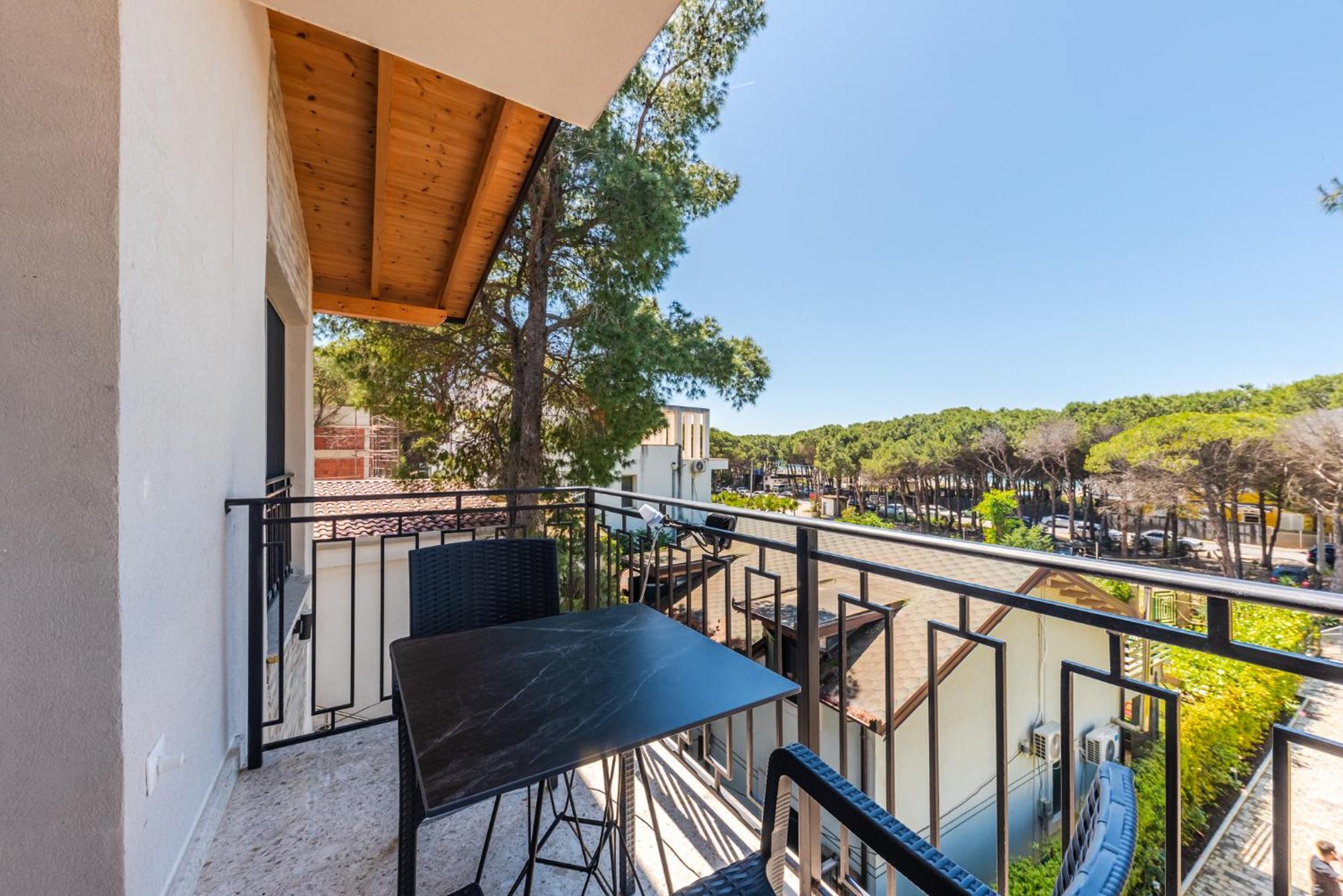 Beni'S Villa Apartments By Ps Golem  Dış mekan fotoğraf